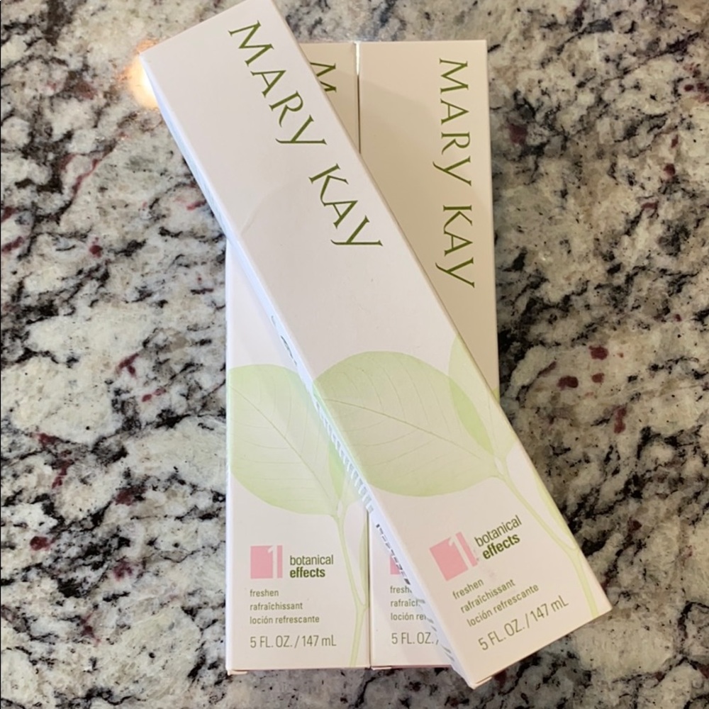 Mary Kay 1 botanical effects - freshen